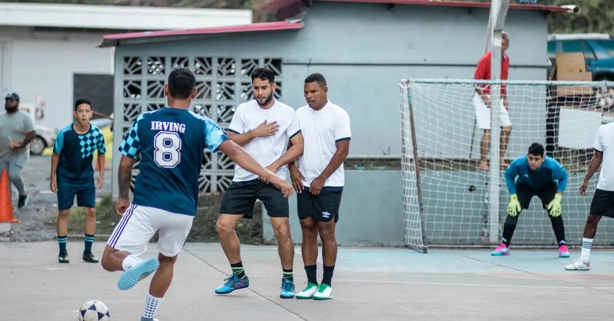 Top 10 Benefits of Joining a Local Sports Club