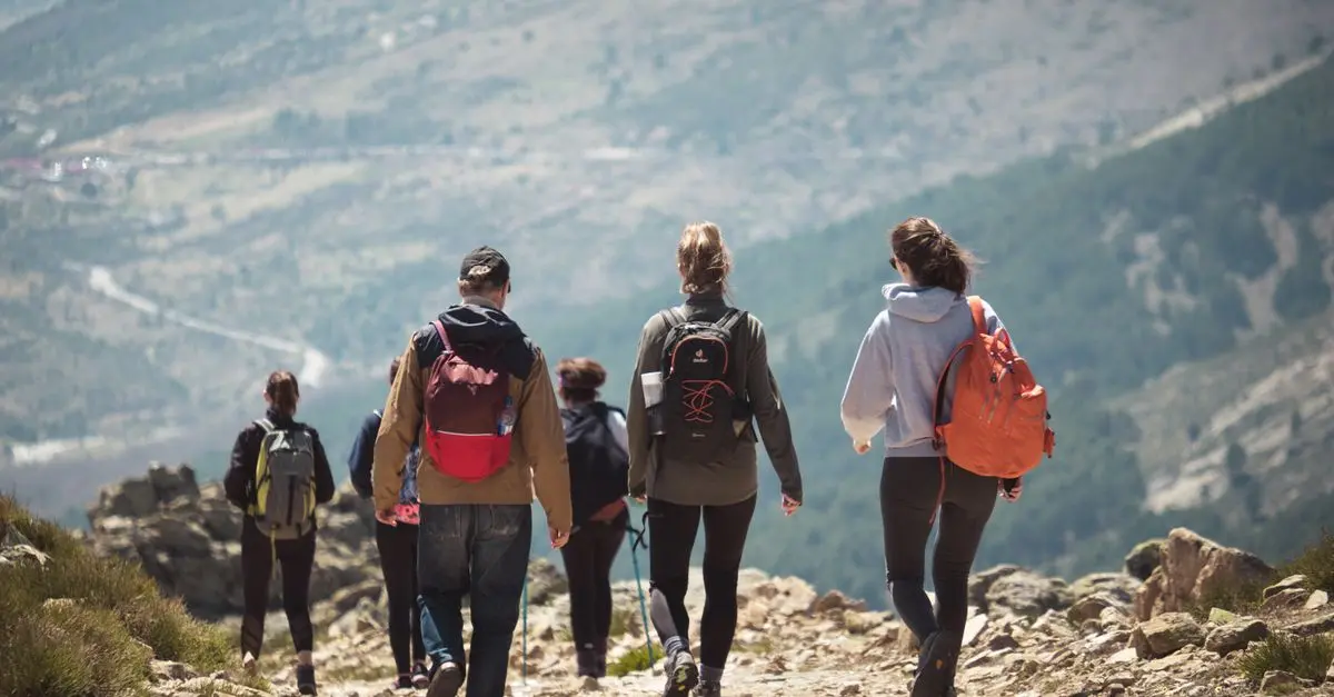 Top 10 Outdoor Sports Activities for Fitness Enthusiasts