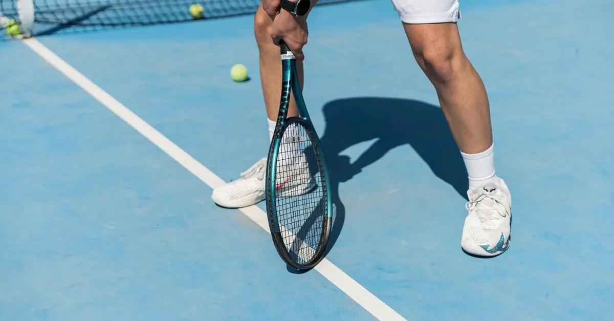 Picking the Perfect Tennis Racket for Beginners