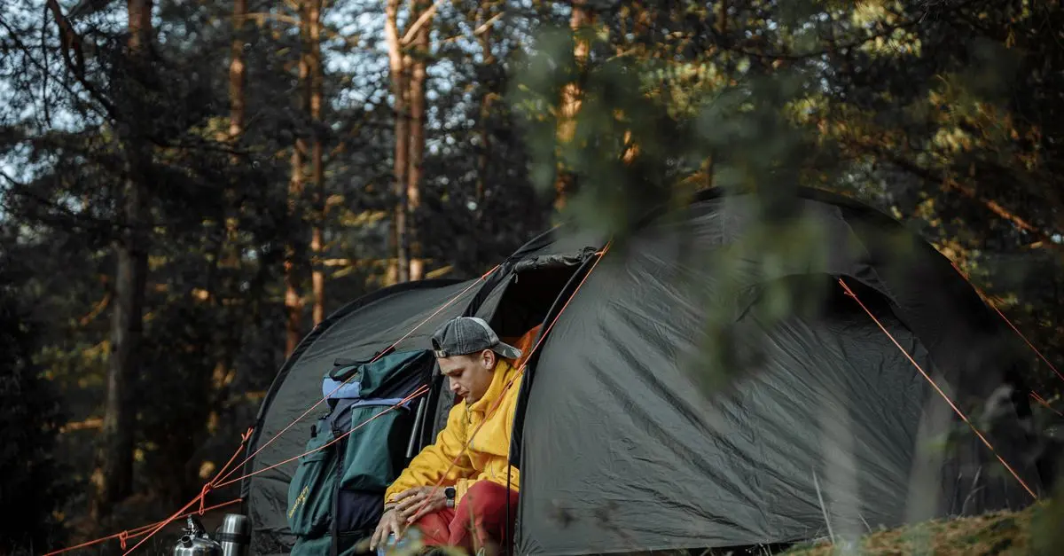 Comment bien s'équiper pour le camping sportif