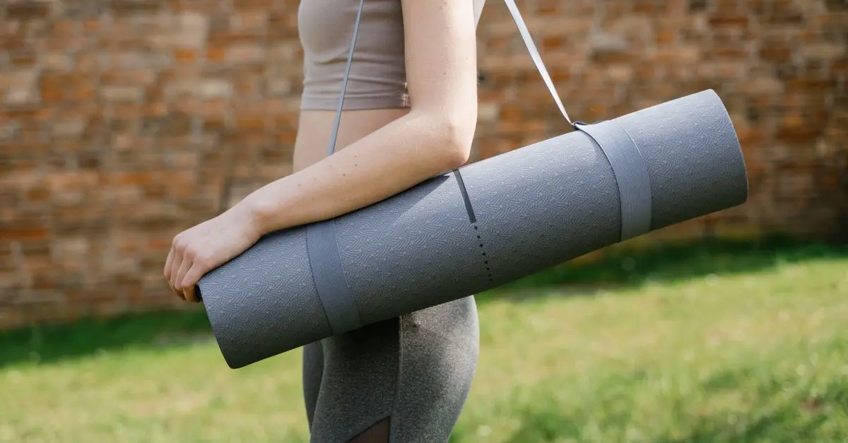 Guide to Choosing the Best Yoga Mat