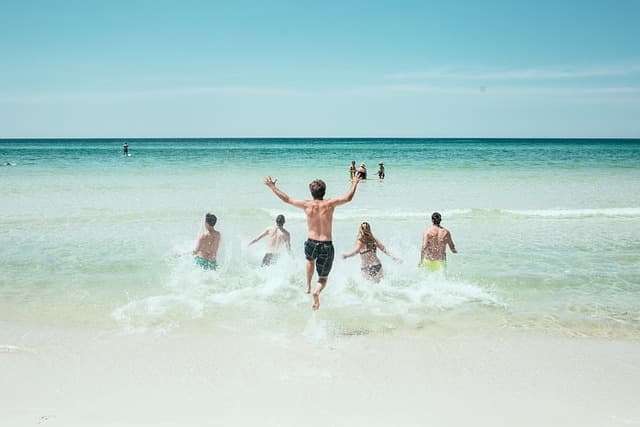 Top 10 Outdoor Sports Activities to Try This Summer